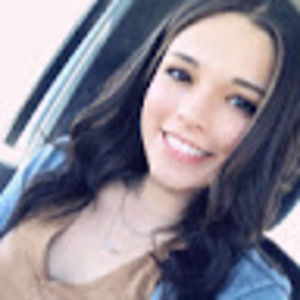 Meet your Posher, Carissa